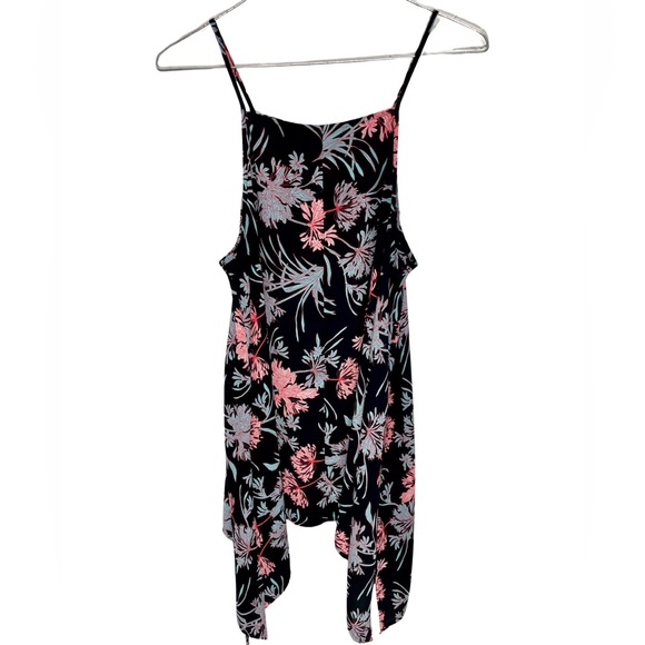 Express Handkerchief Tank Top - Picture 8 of 8